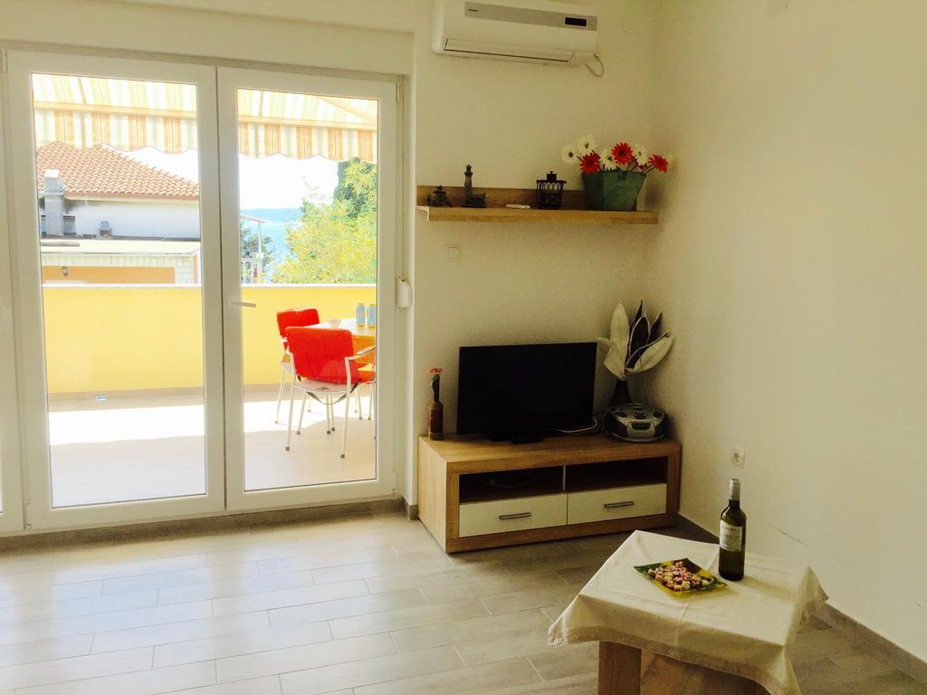 Apartment Dvorska Цриквеница Экстерьер фото