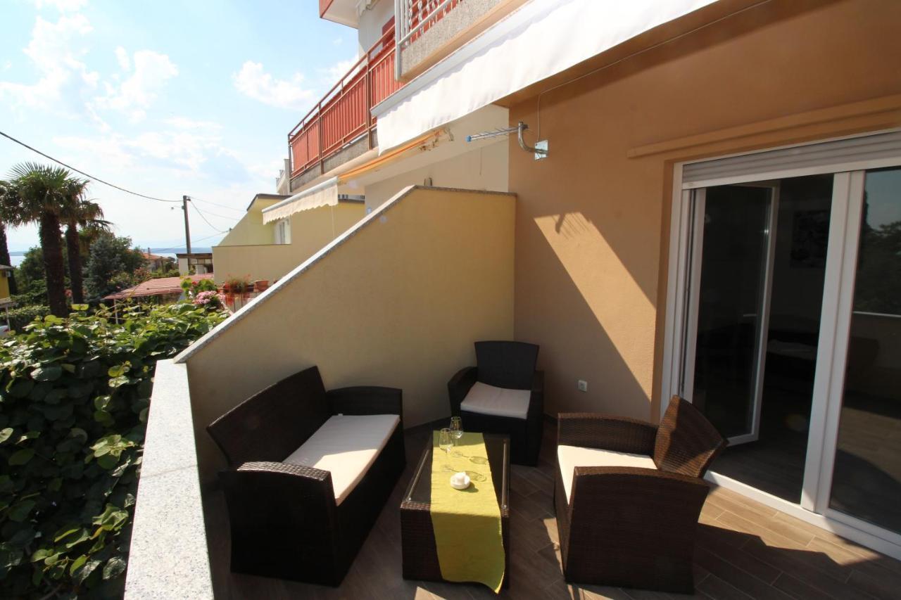 Apartment Dvorska Цриквеница Экстерьер фото